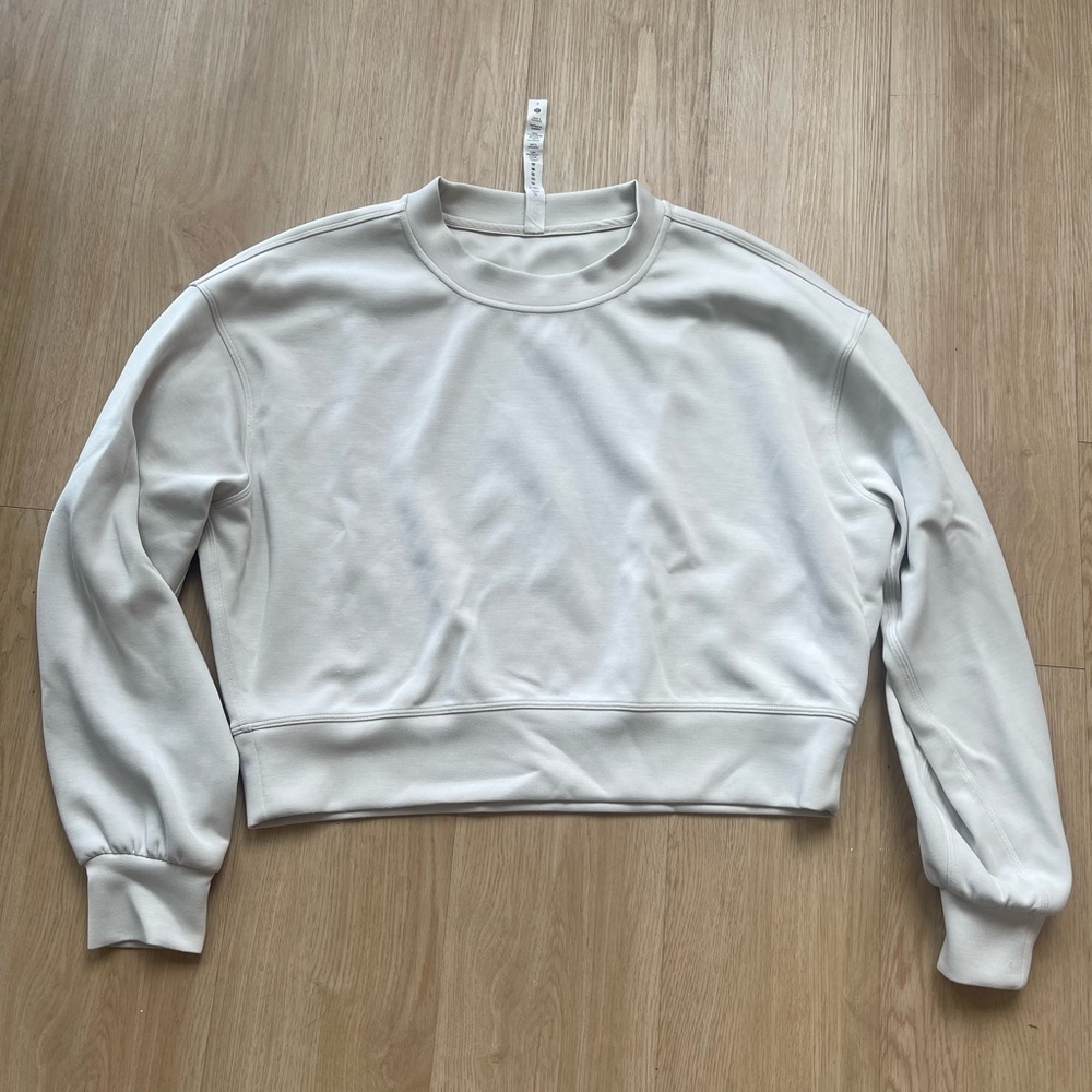 Lululemon Perfectly Oversized Cropped Softstreme crew